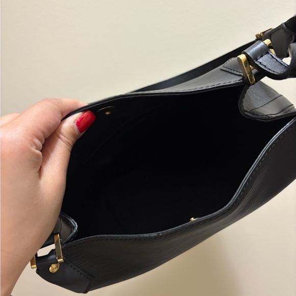 Louis Vuitton Mandara PM - Picture 5 of 7